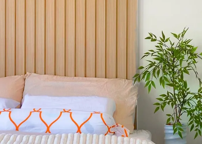 Spacious 1br In By Hanashima Near It Park With Fast Wifi, Netflix And Pool Cebu